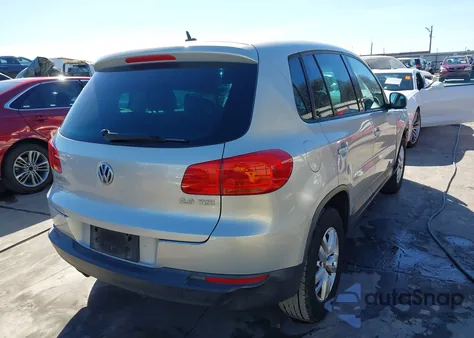 2013 Volkswagen Tiguan S из США, поврежденный, VIN WVGAV3AX4DW616138